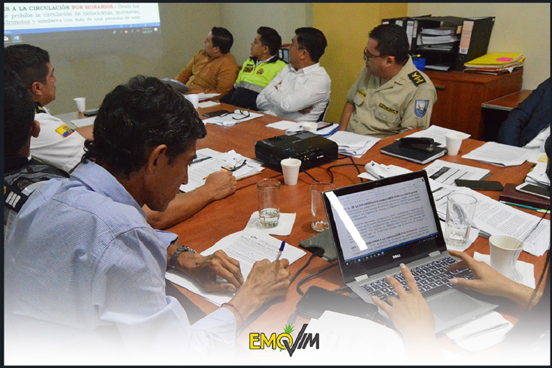 REUNION DE TRABAJO CON CONSEJALES DEL DIRECTORIO DE EMOVIM-EP JUNTO A CTE, POLICIA NACIONAL Y JUSTICIA Y VIGILANCIA 4